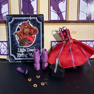 Monster High “Scarily Ever After” Clawdeen Wolf Outfit without Cape.